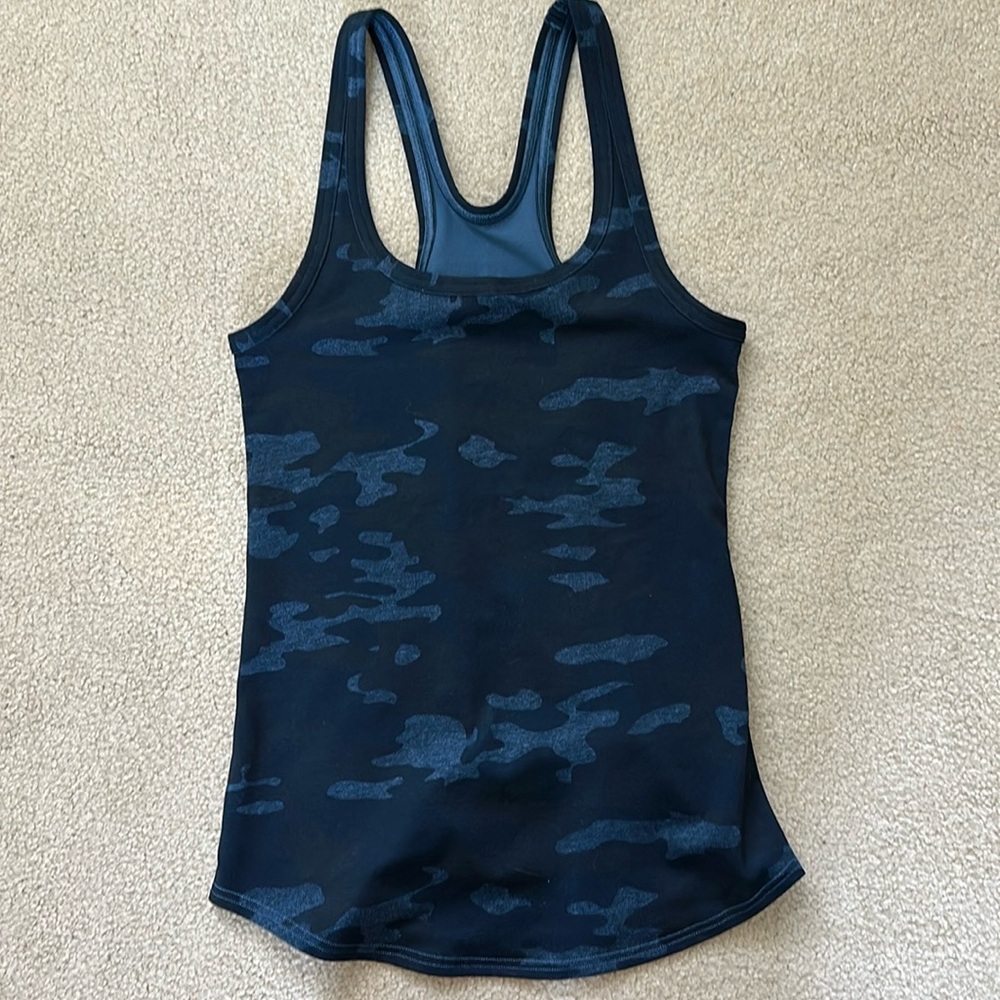 Lululemon navy camp tank size 4
